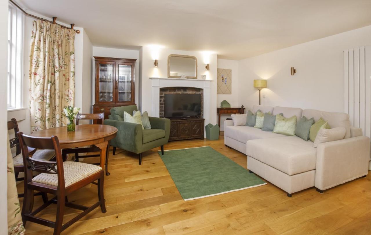 The Garden Square - Unique Luxury Apartment In Historic Garden Square - Ideal For 2 People York Eksteriør bilde